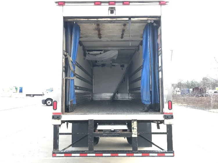 2020 Freightliner M2 106 - image 8