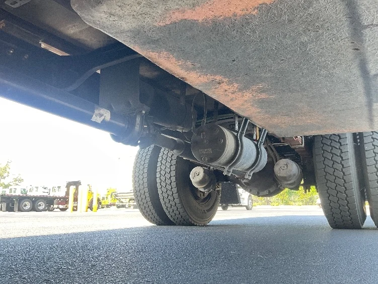 2017 Freightliner eM2 in Tampa, FL — photo 5