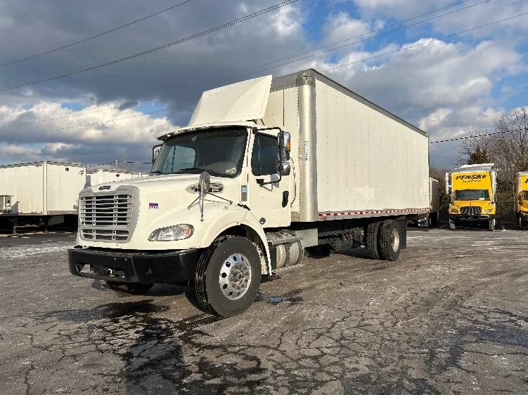 2021 Freightliner M2 112 in Indianapolis, IN — photo 3