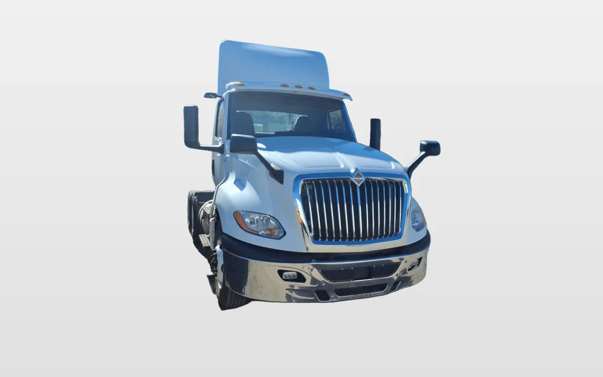 2019 International - image 1