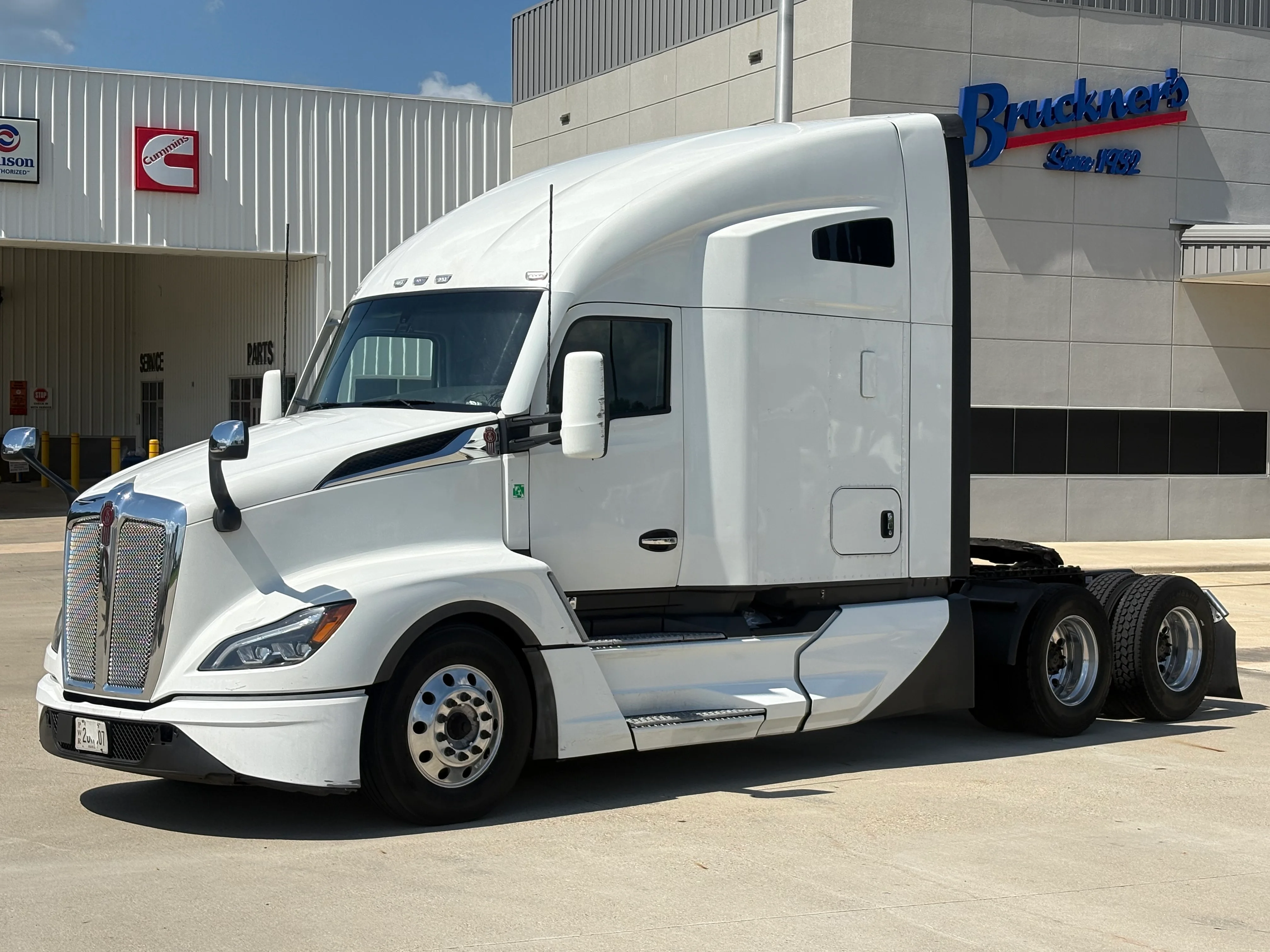 2022 Kenworth T680