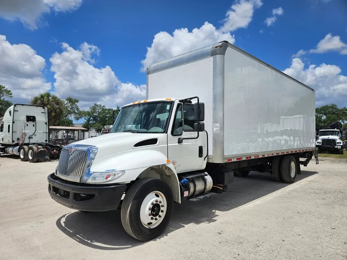 2019 International 4300 in Orlando, FL