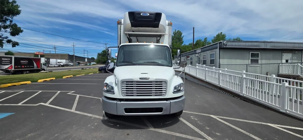2020 Freightliner M2 106 in Bensalem, PA — photo 2