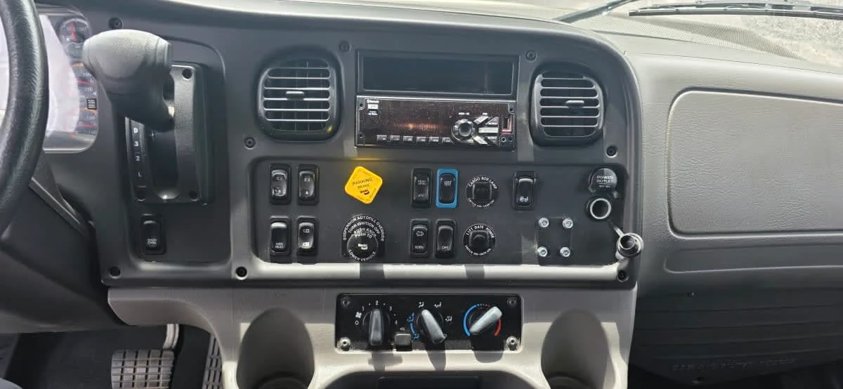 2020 Freightliner M2 106 in Bensalem, PA — photo 13