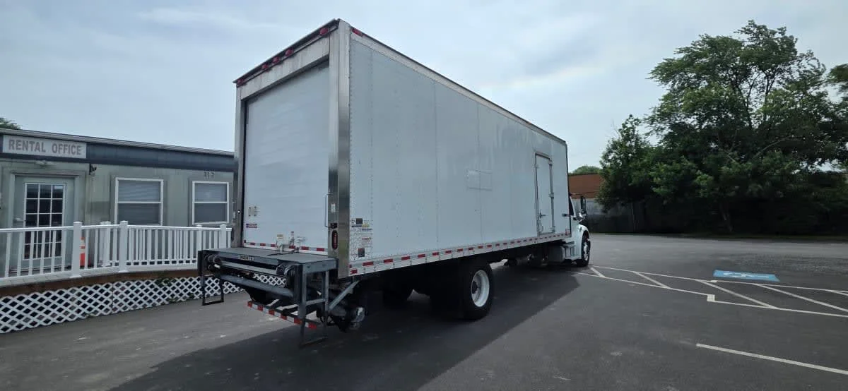 2020 Freightliner M2 106 in Bensalem, PA — photo 4