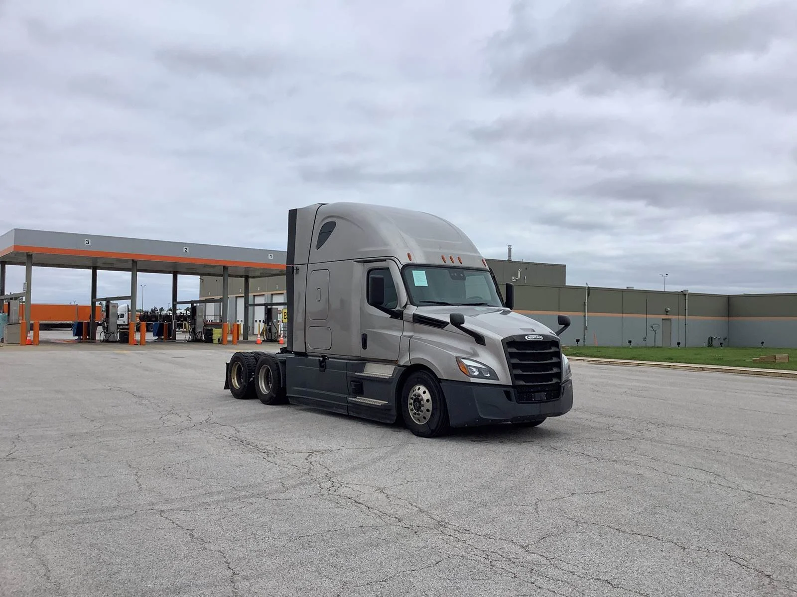2024 Freightliner Cascadia in Edwardsville, IL