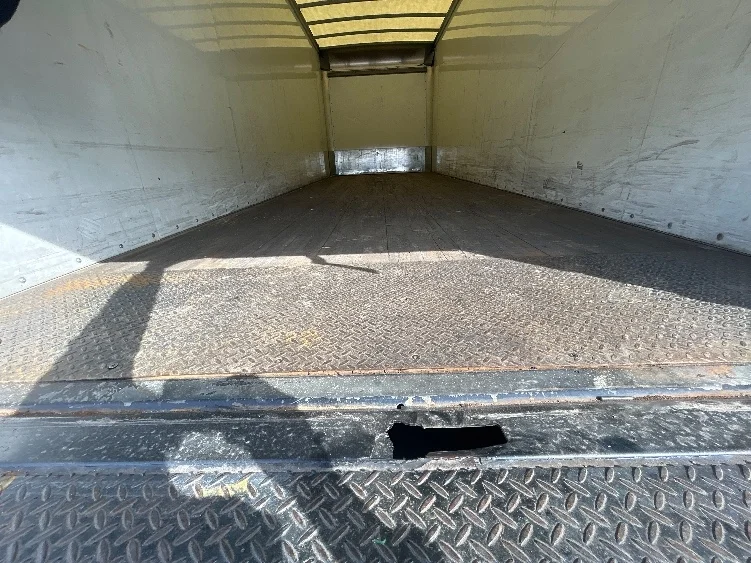 2020 International MV - image 10