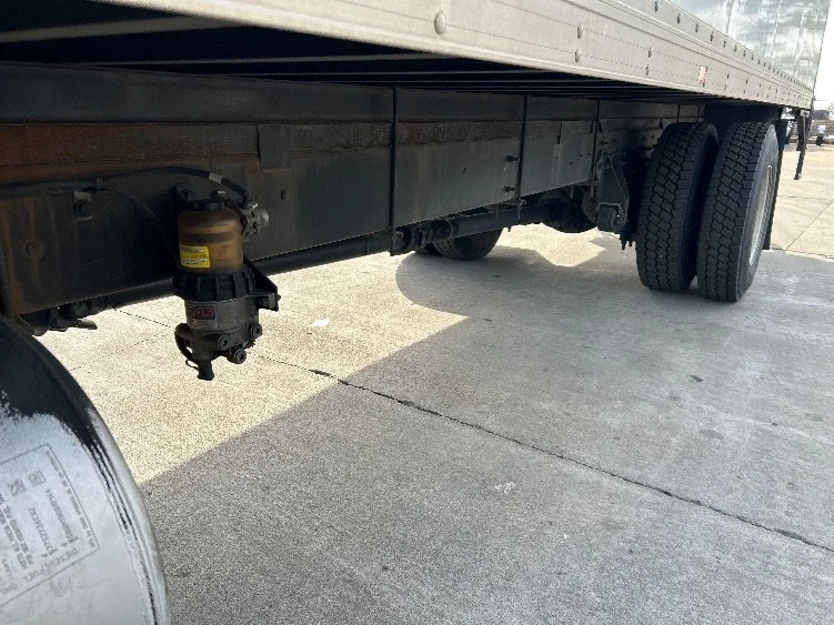 2020 International MV - image 5