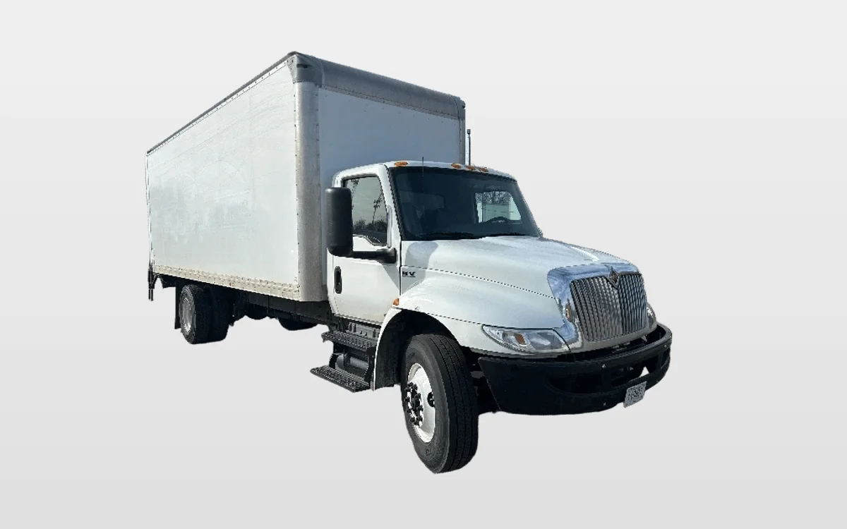 2020 International MV - image 1