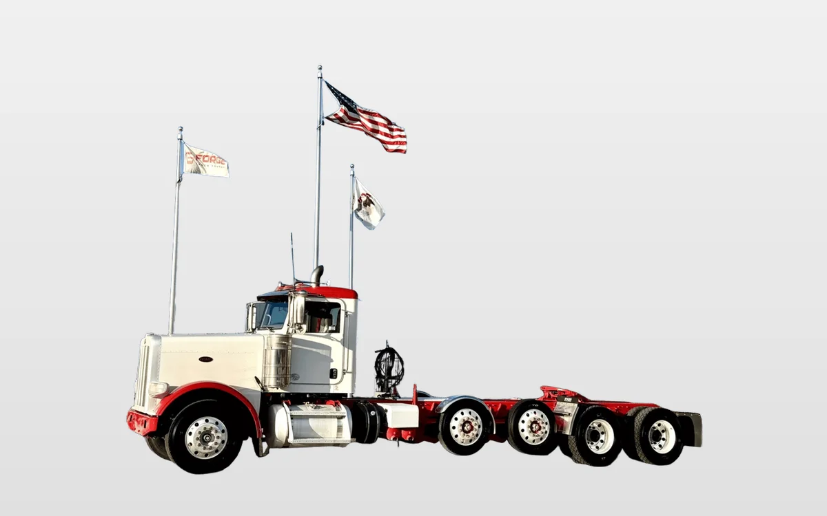 2017 Peterbilt 389 - image 1