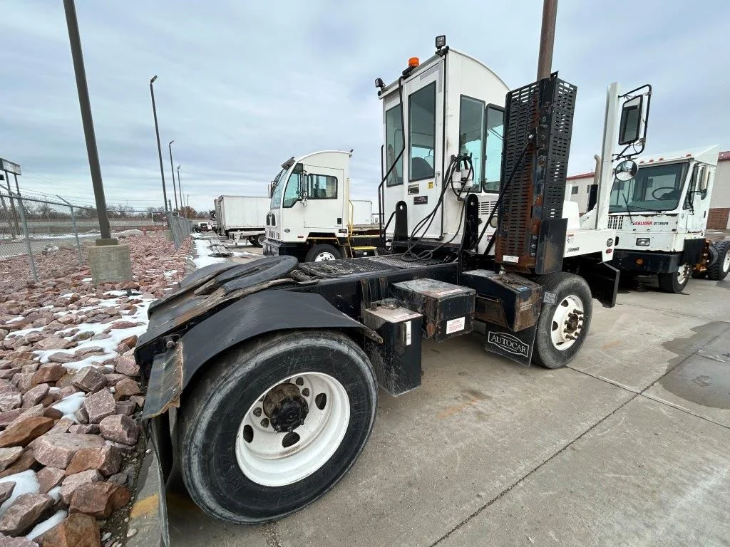 2019 Autocar in Council Bluffs, IA — photo 3