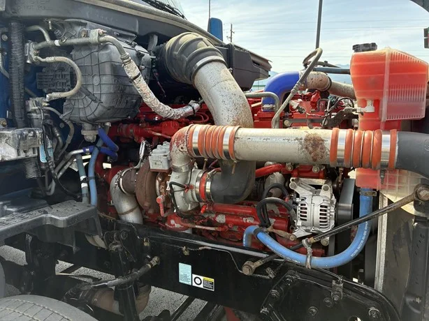 2019 Kenworth T680 - image 12