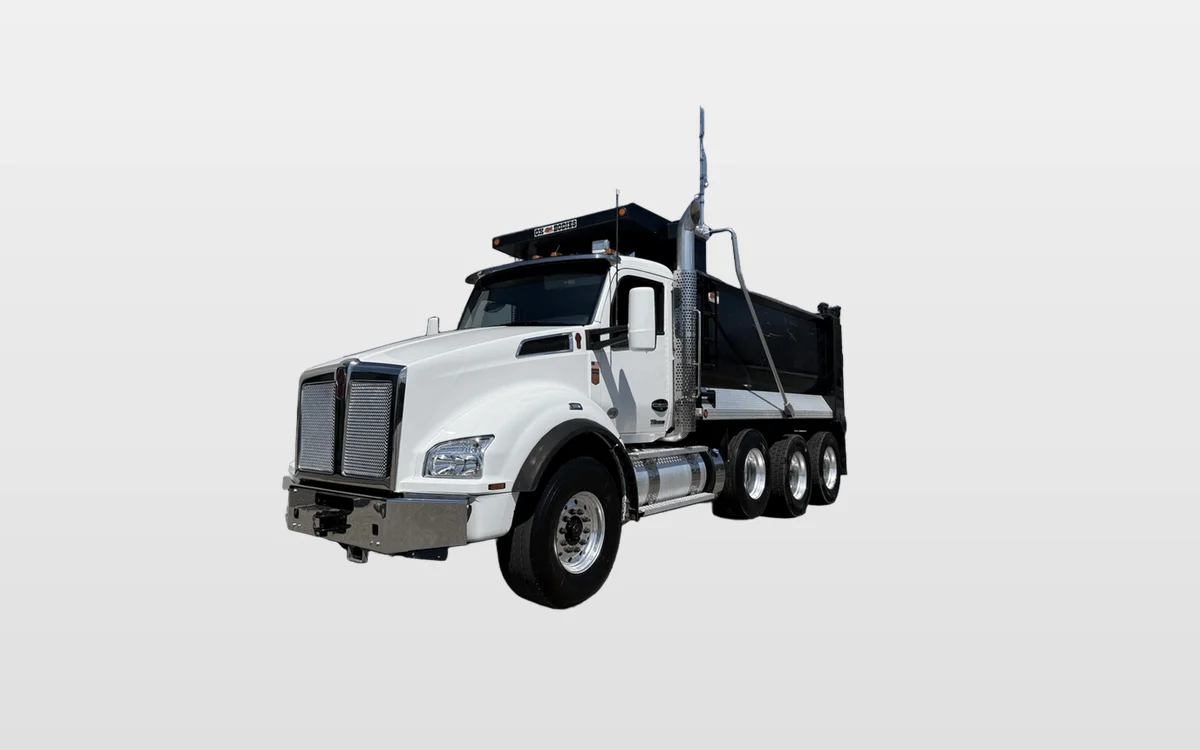 2025 Kenworth T880 - image 1