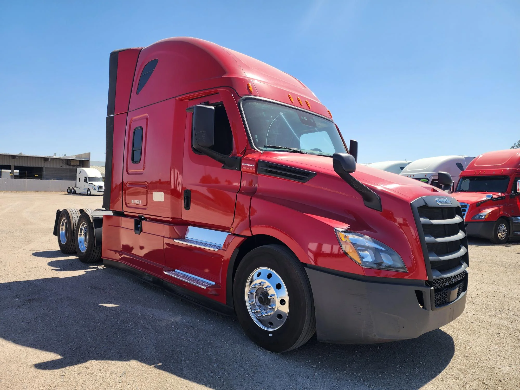 2023 Freightliner Cascadia in Fresno, CA — photo 5