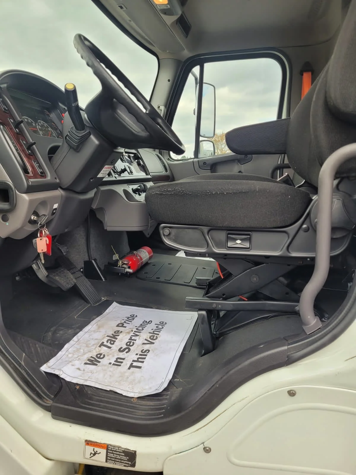 2019 Freightliner M2 106 in Allentown, PA — photo 7