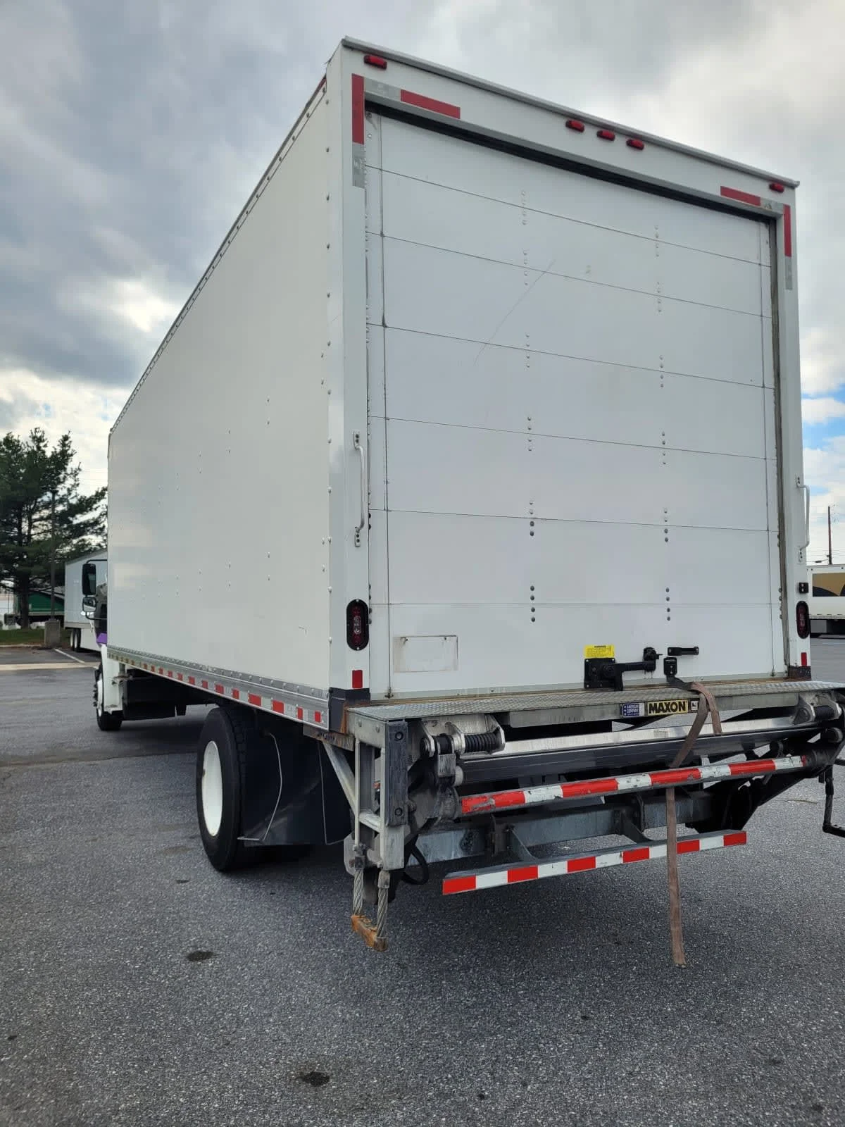 2019 Freightliner M2 106 in Allentown, PA — photo 6