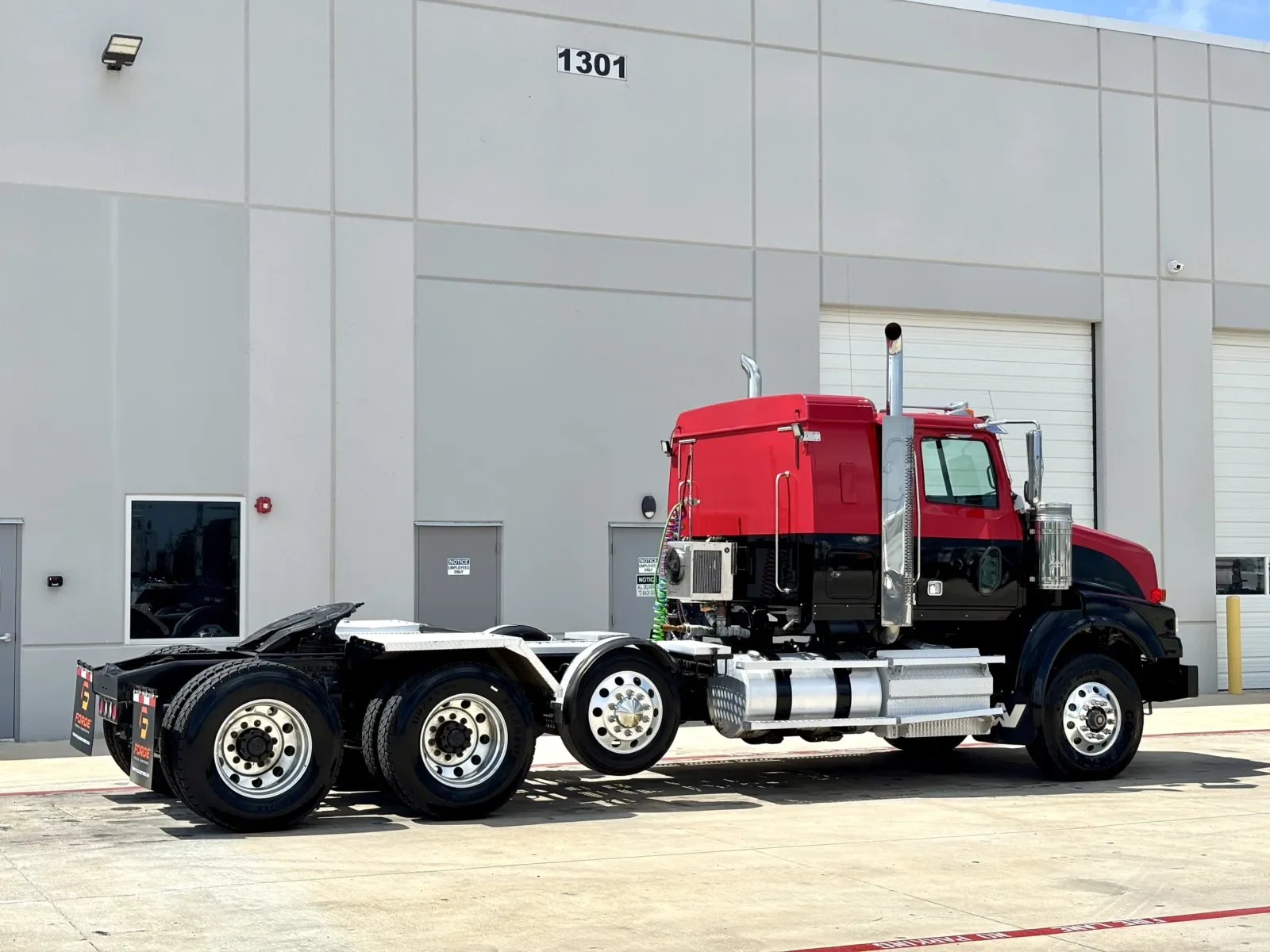 2015 Western Star 4900 in Hutchins, TX — photo 5