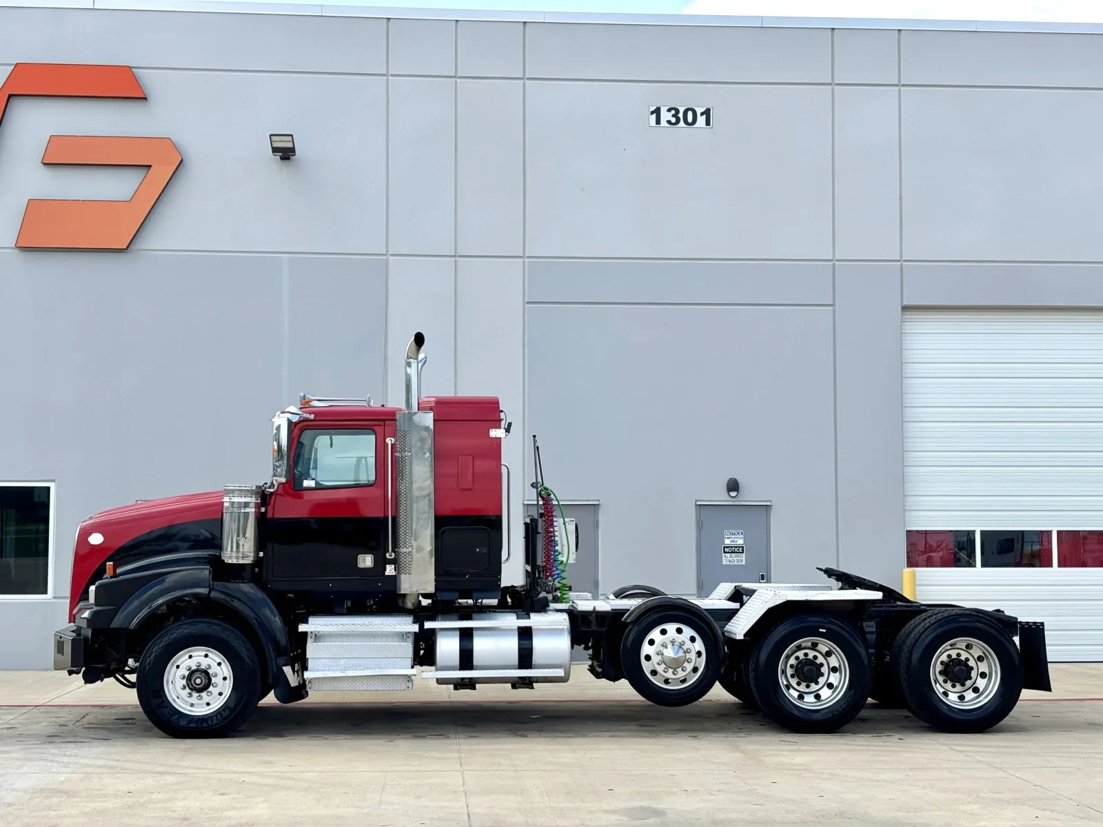 2015 Western Star 4900 in Hutchins, TX — photo 4