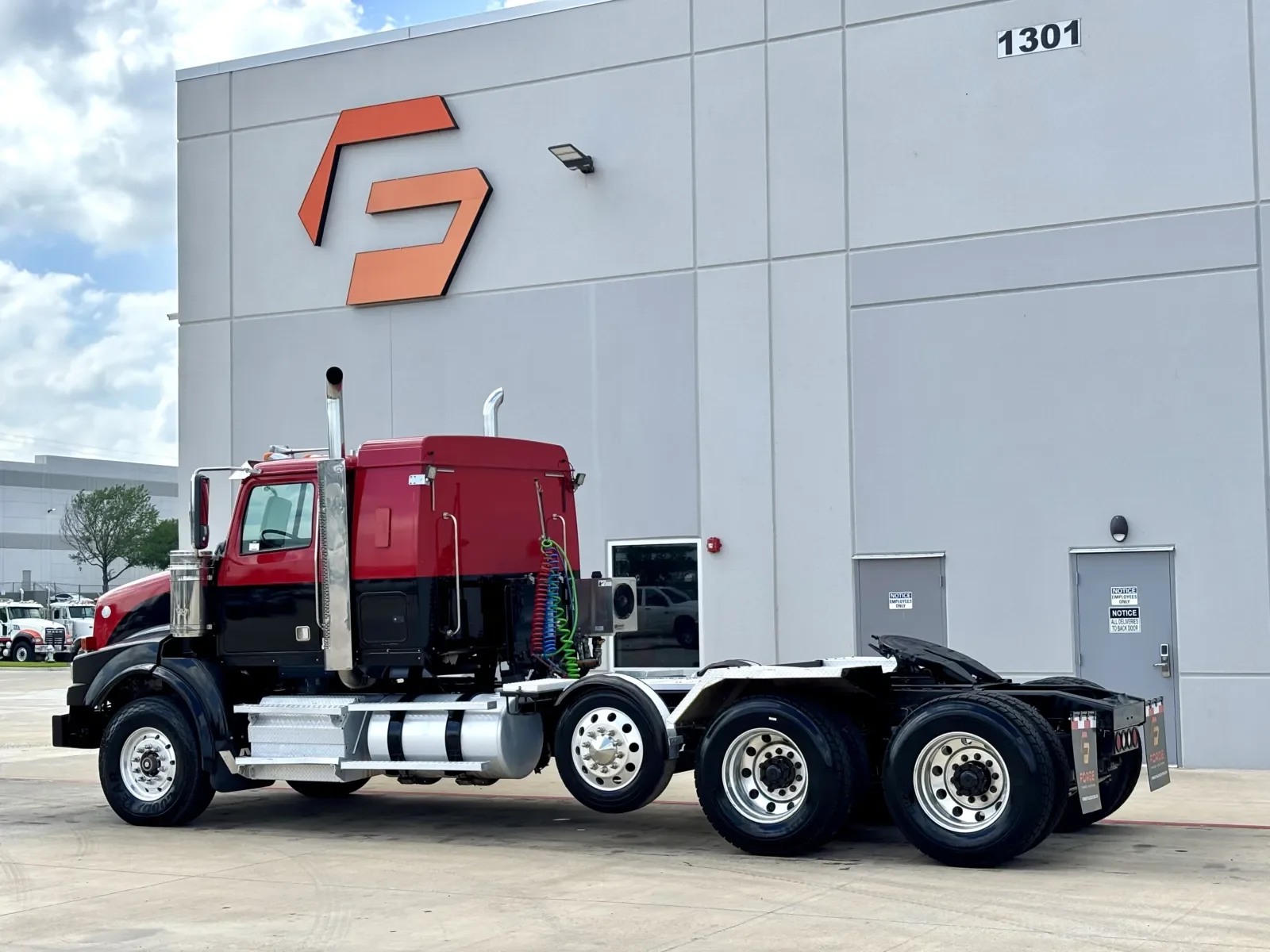 2015 Western Star 4900 in Hutchins, TX — photo 6