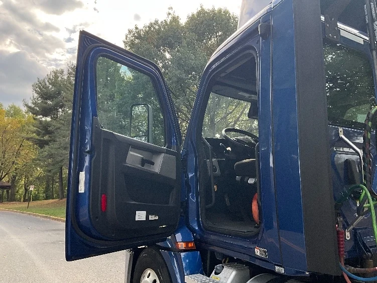2021 Freightliner in Reading, PA — photo 9