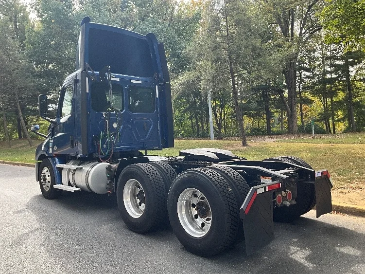 2021 Freightliner in Reading, PA — photo 5