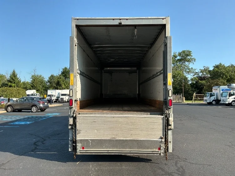 2019 International 4300 in Monmouth Junction, NJ — photo 8