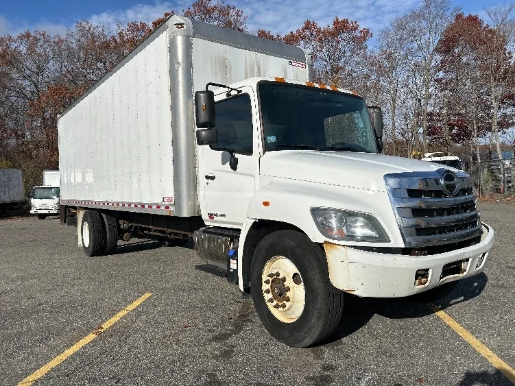 2018 Hino 268 in Austin, TX