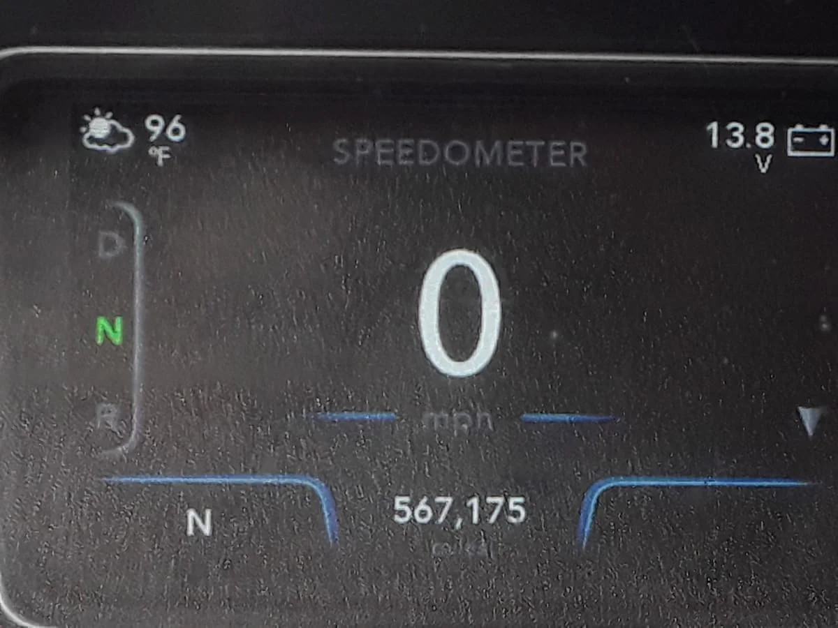 2020 International LT in Montebello, CA — photo 10