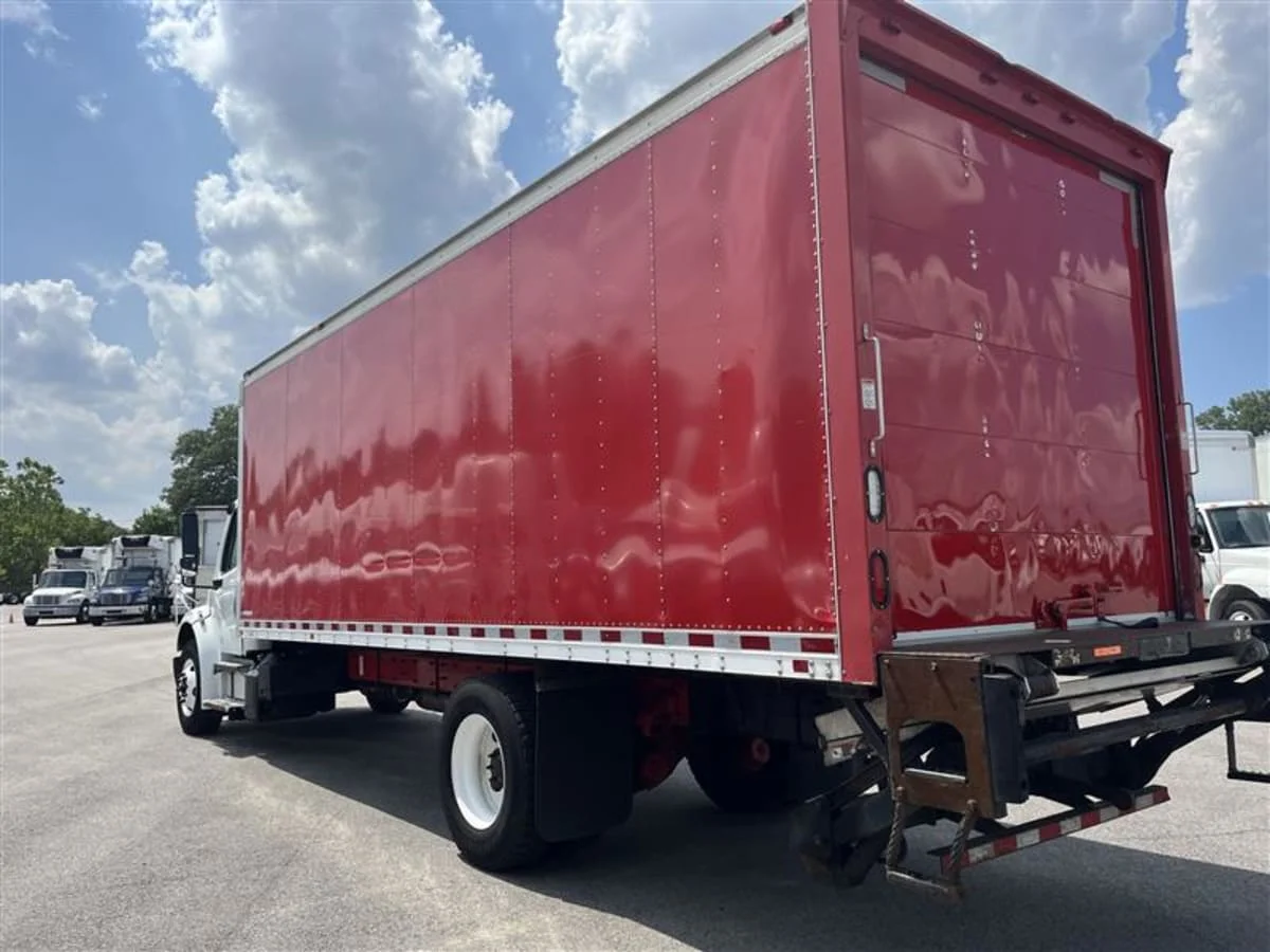 2016 Freightliner M2 106 - image 6