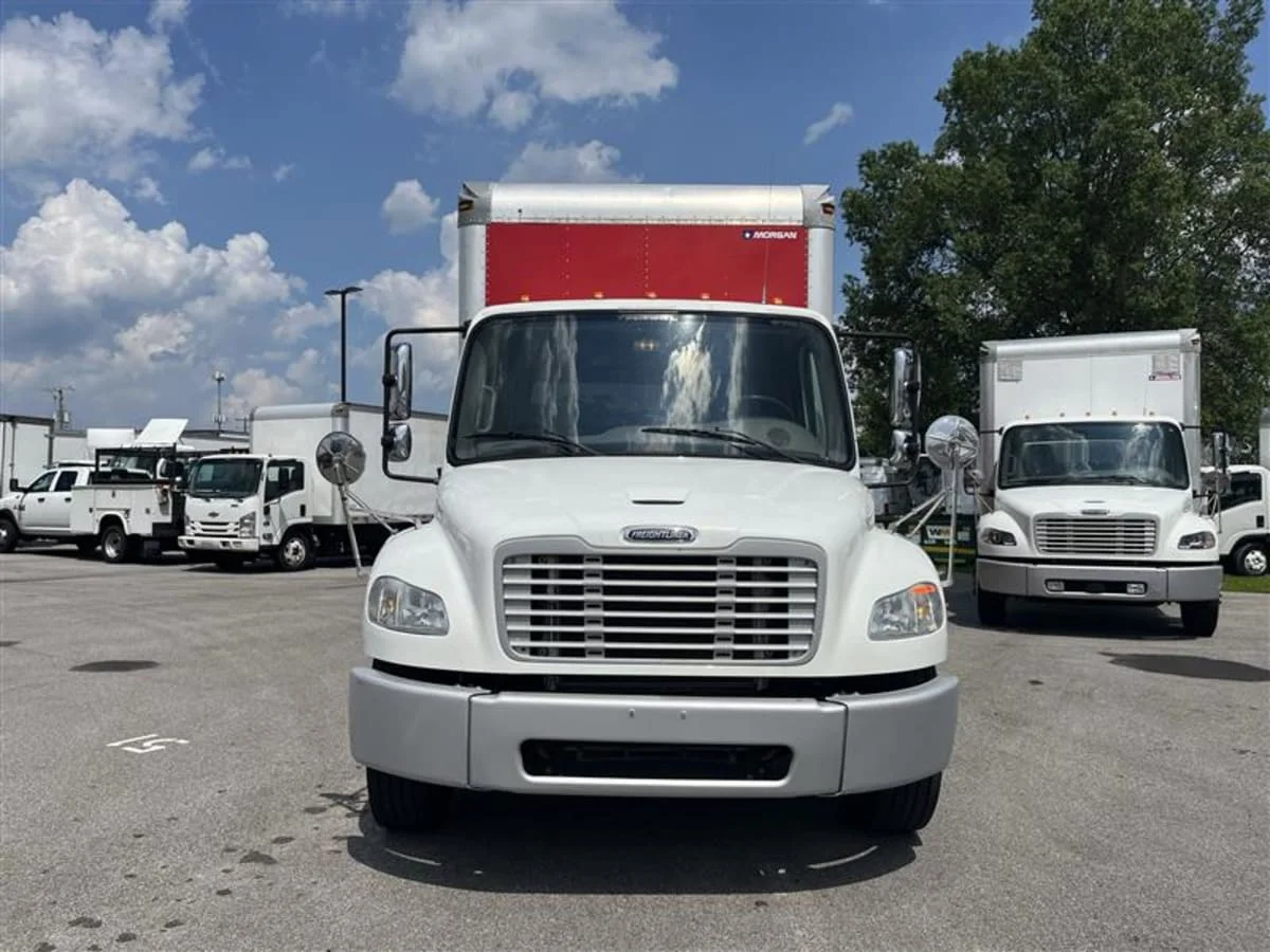 2016 Freightliner M2 106 - image 2