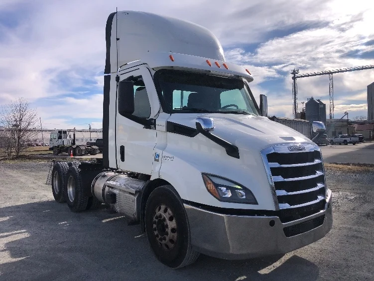2021 Freightliner Cascadia in Albany, NY