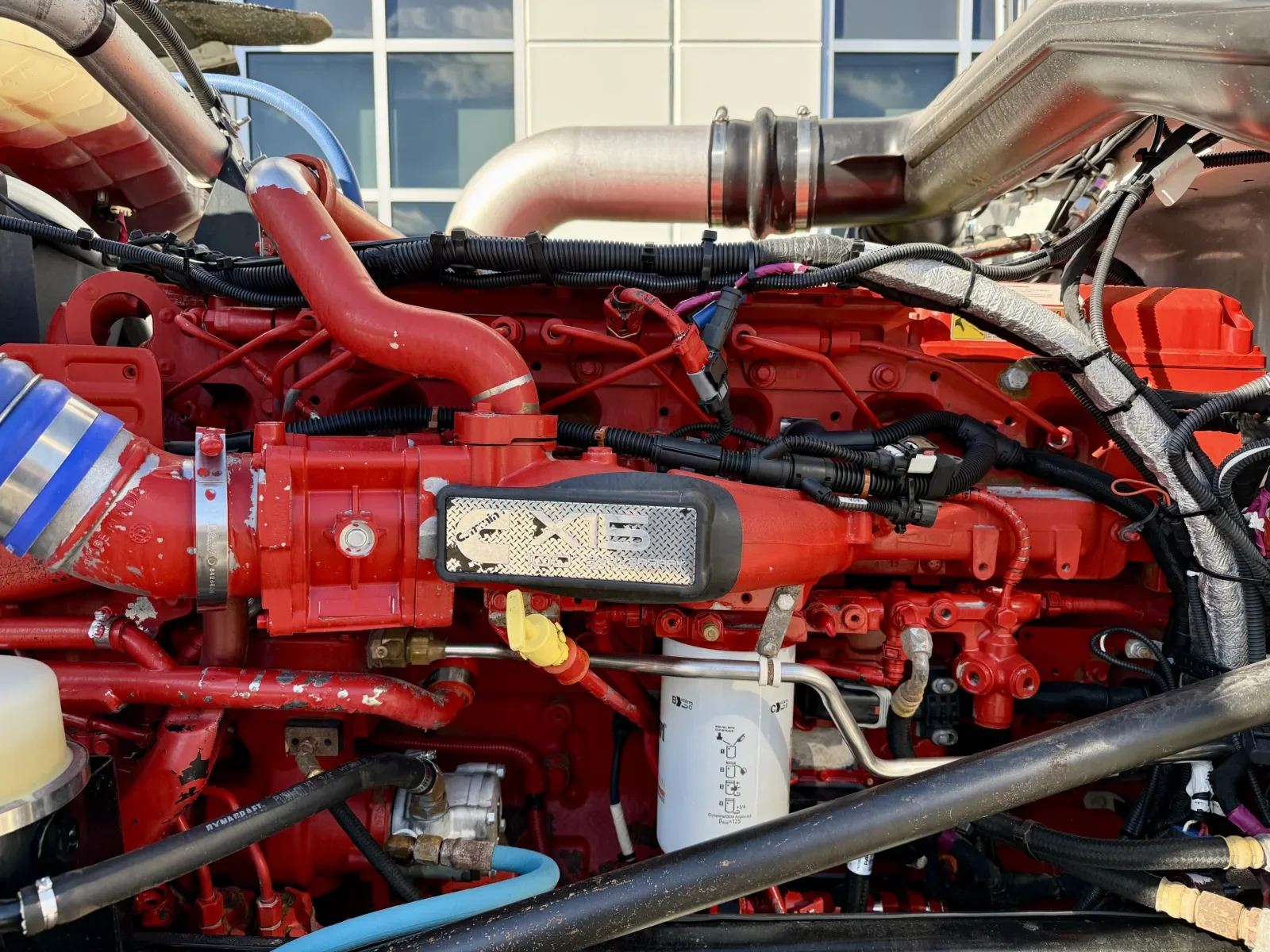 2020 Peterbilt 389 - image 12