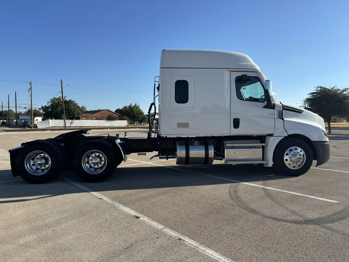 2026 Freightliner Cascadia - image 6