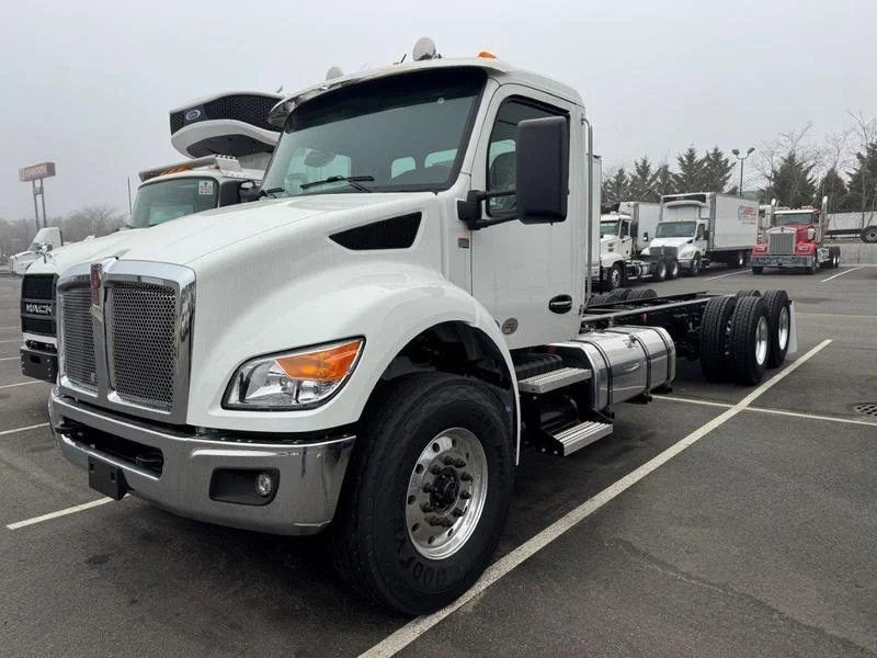 2025 Kenworth T480
