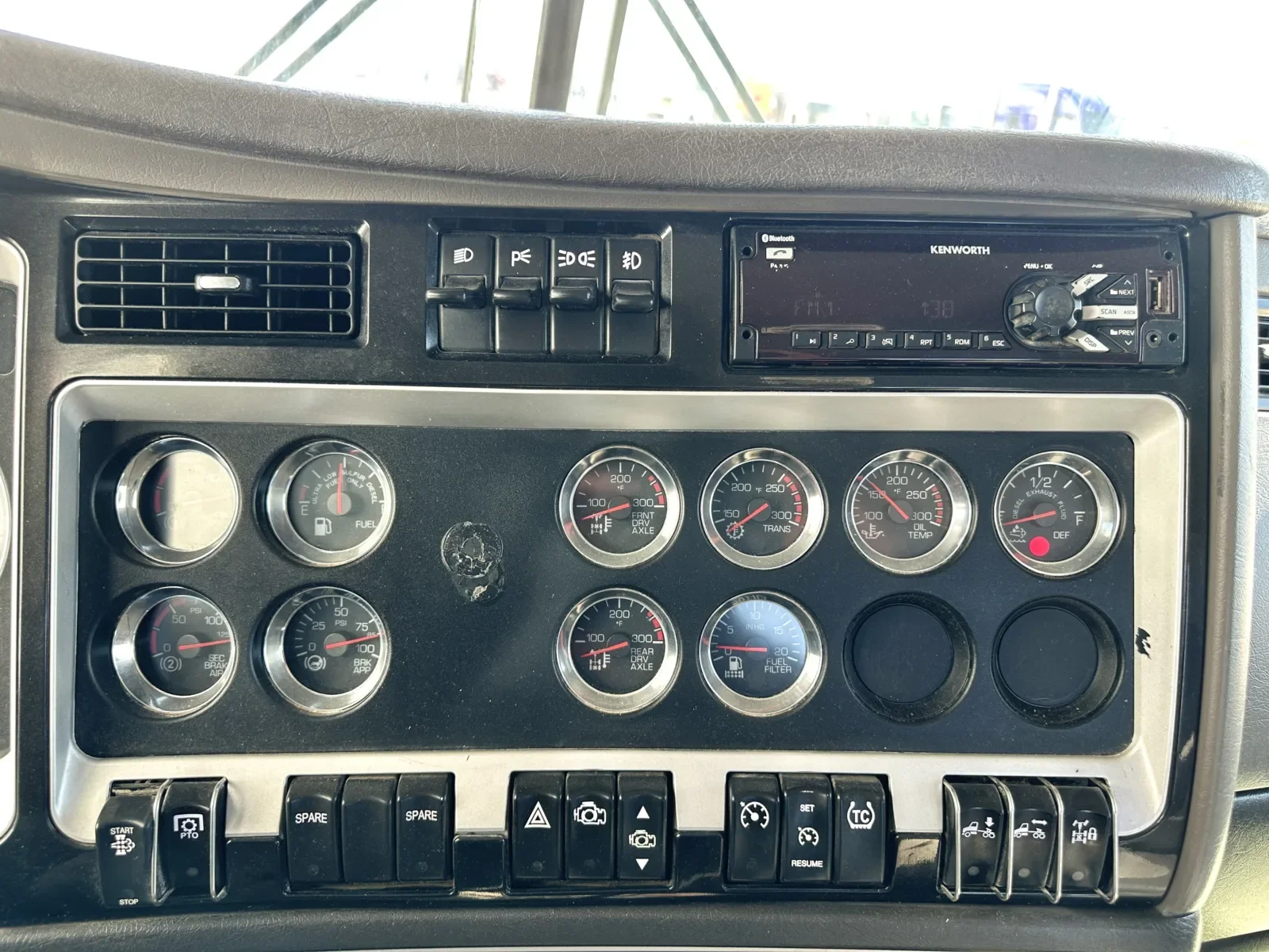 2019 Kenworth W900 in Hutchins, TX — photo 18