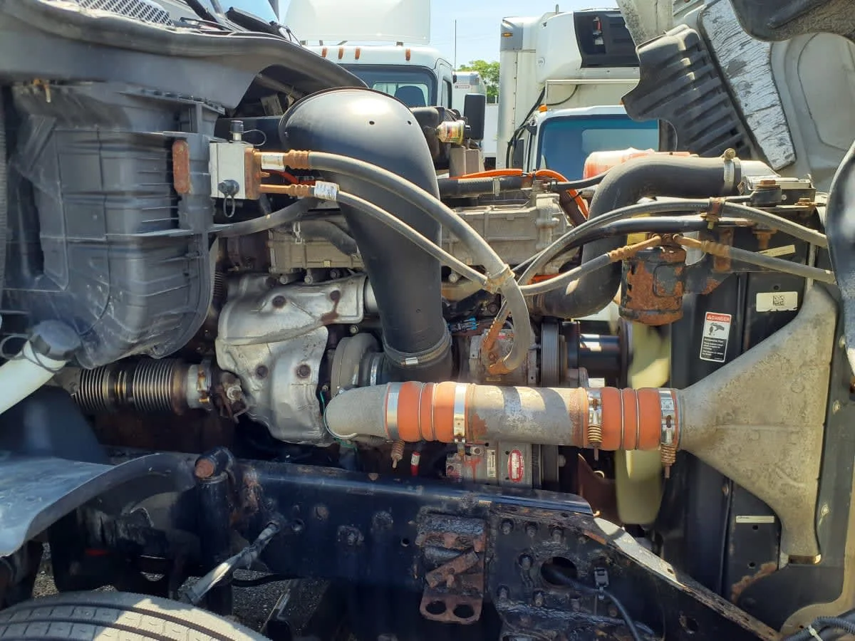 2018 Freightliner Cascadia - image 11