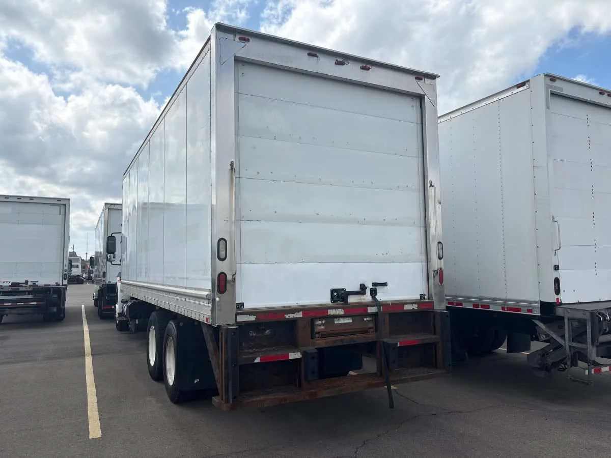 2019 International in Taylor, MI — photo 4