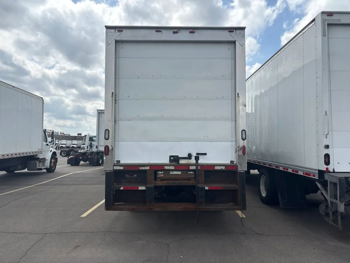 2019 International in Taylor, MI — photo 5