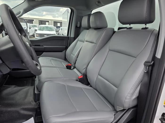 2026 Ford F-550 — photo 16