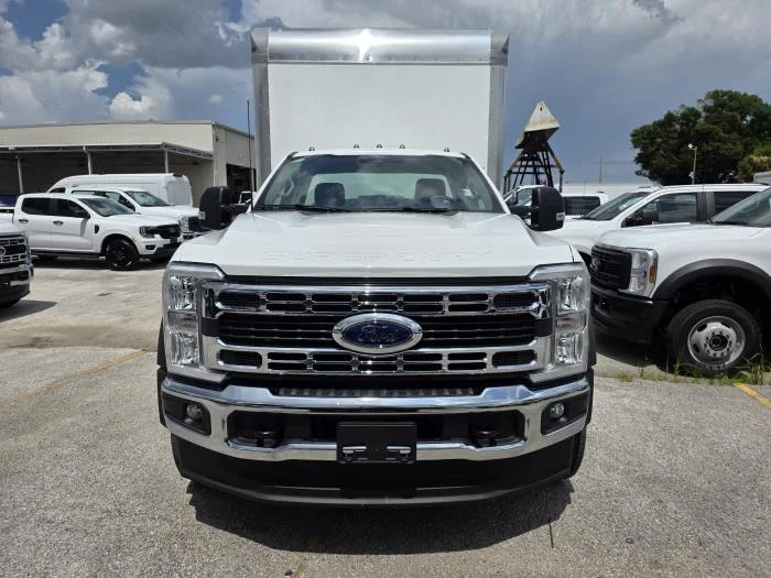 2026 Ford F-550 — photo 3
