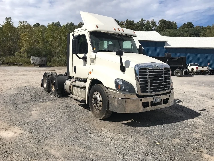 2019 Freightliner Cascadia in Whitesboro, NY