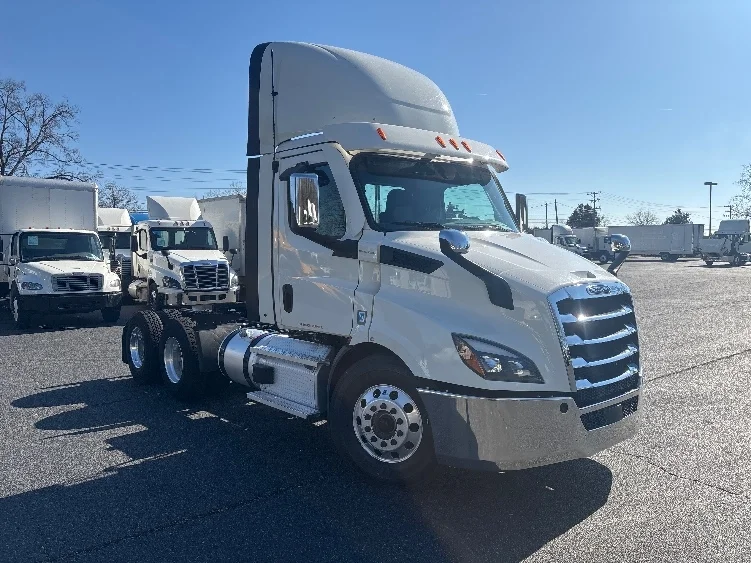 2021 Freightliner Cascadia in Concord, NC
