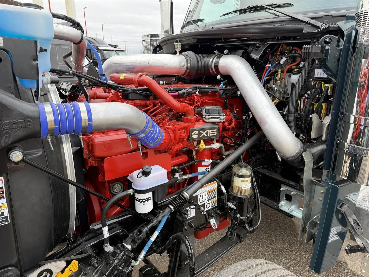 2027 Peterbilt 589 in Eau Claire, WI — photo 6