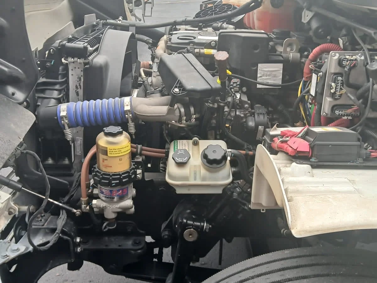 2019 Freightliner M2 106 - image 9