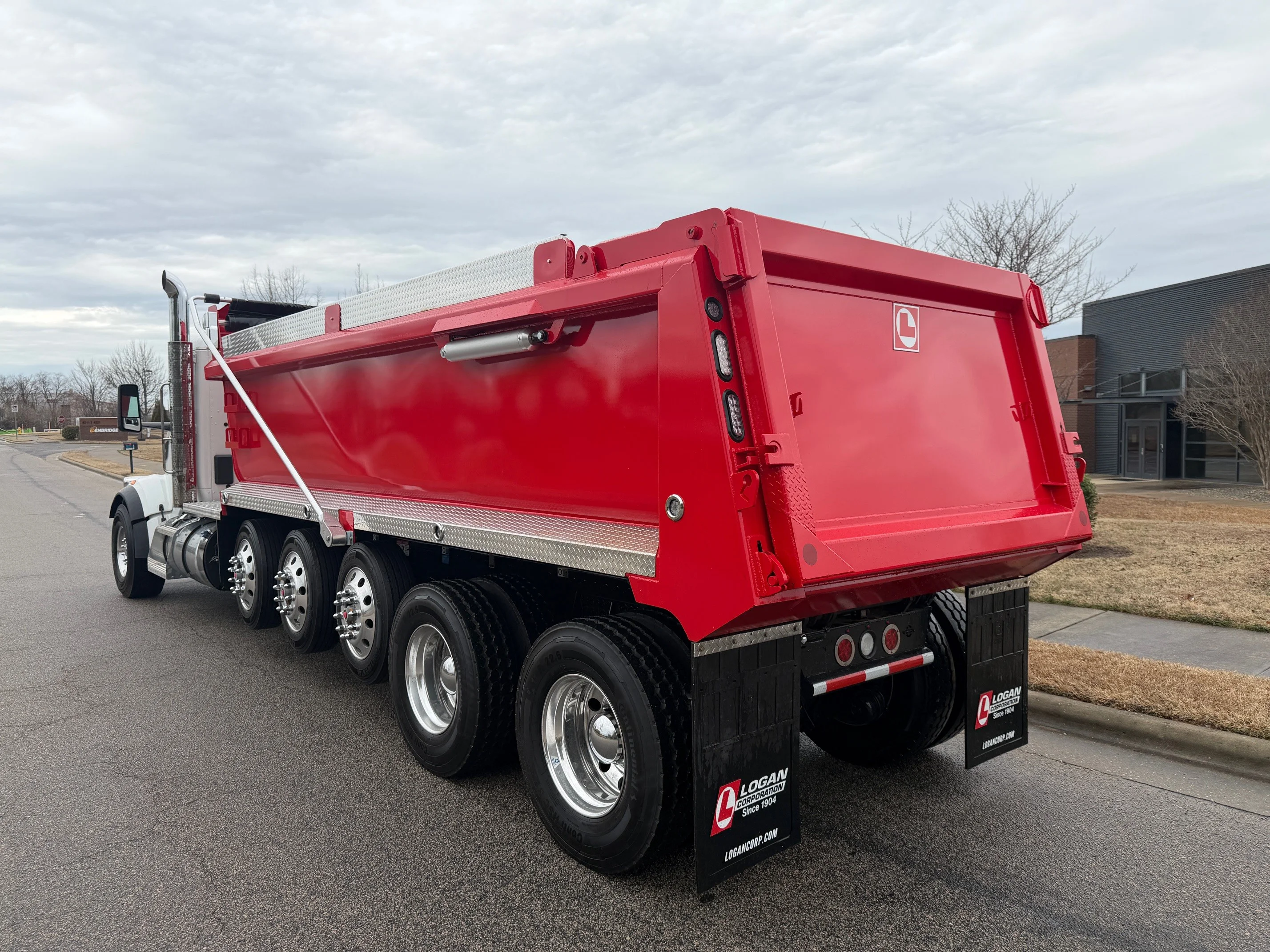 2026 Peterbilt 567 in Raleigh, NC — photo 3