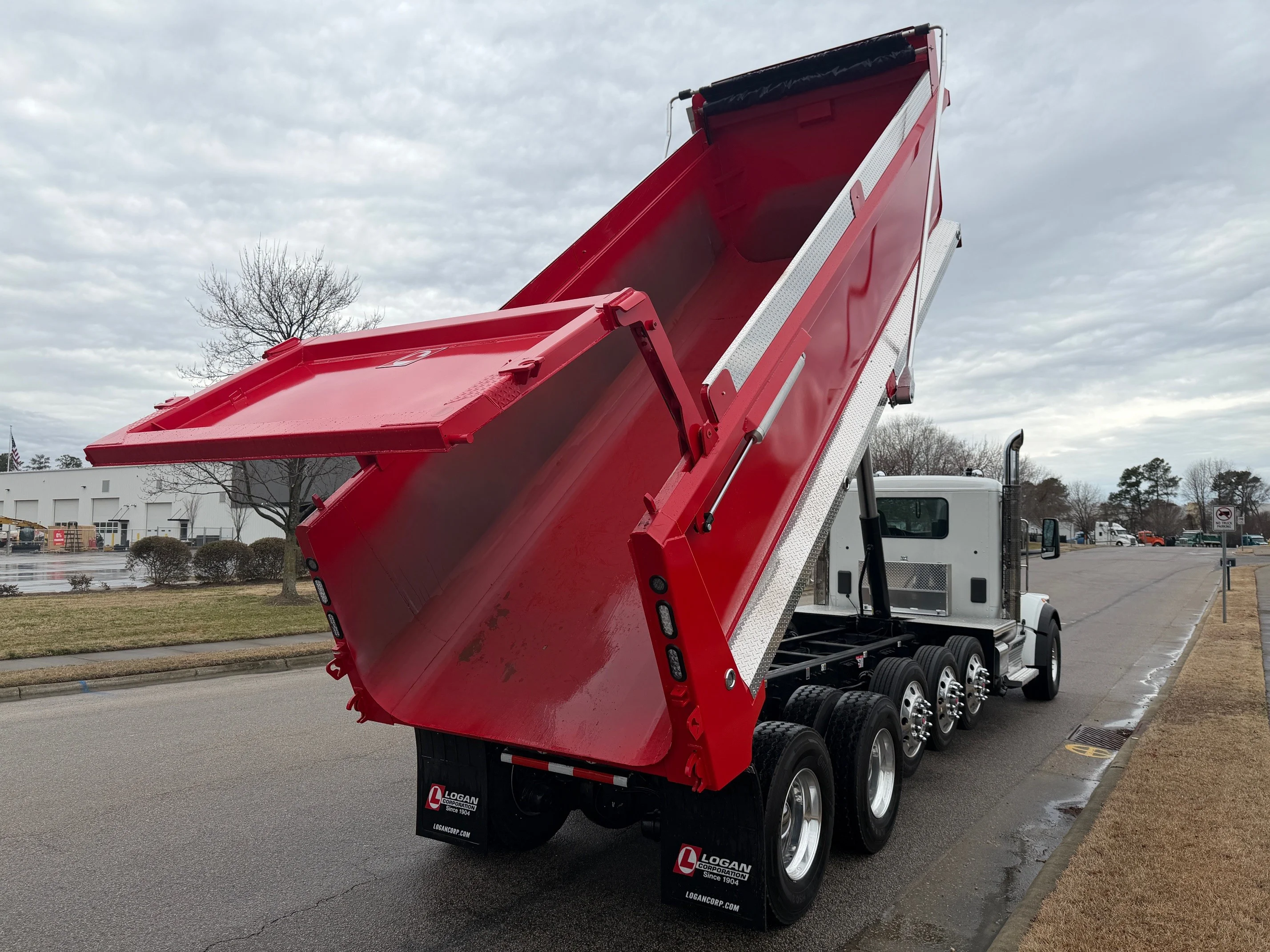 2026 Peterbilt 567 in Raleigh, NC — photo 16