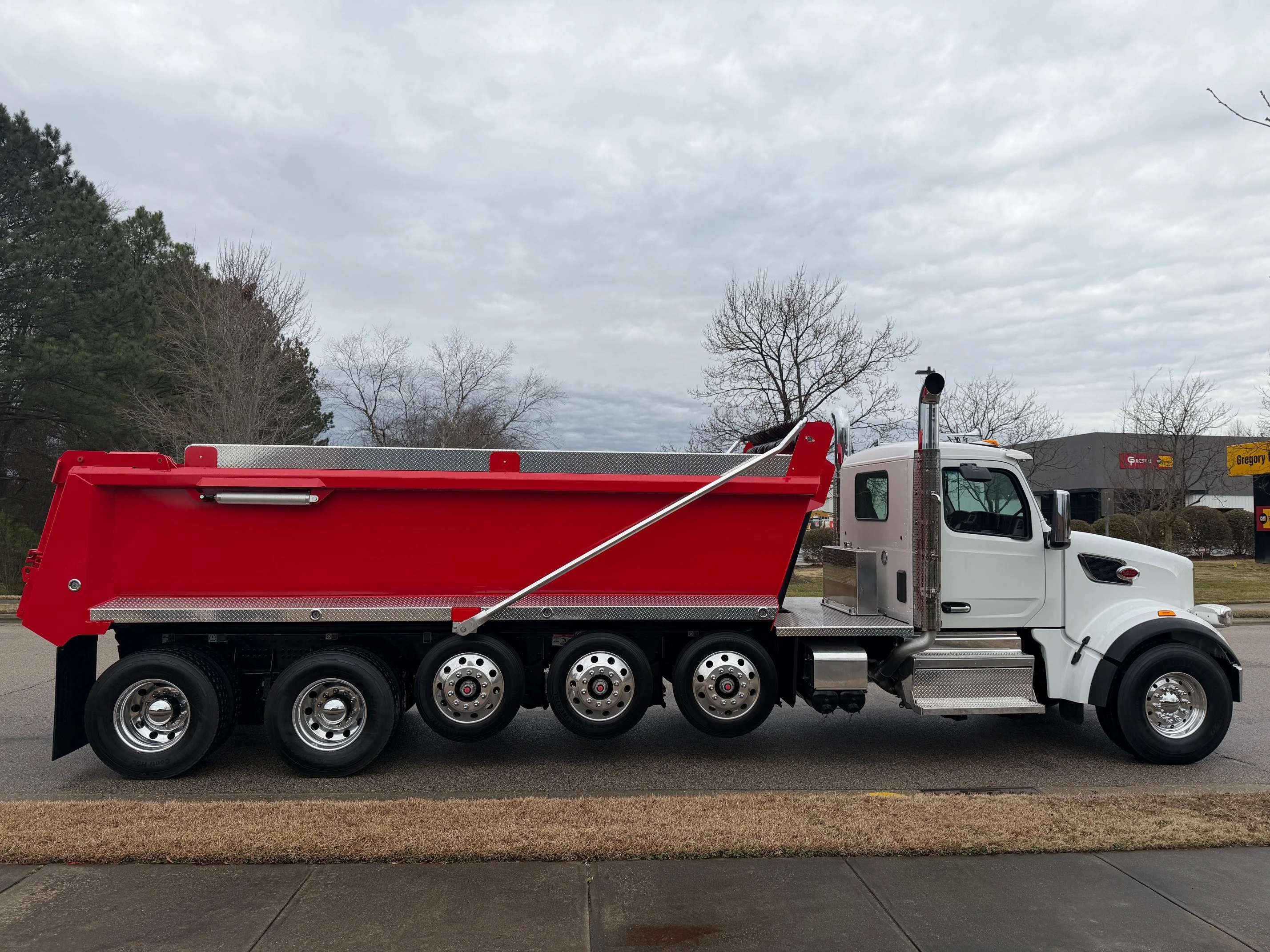 2026 Peterbilt 567 in Raleigh, NC — photo 5