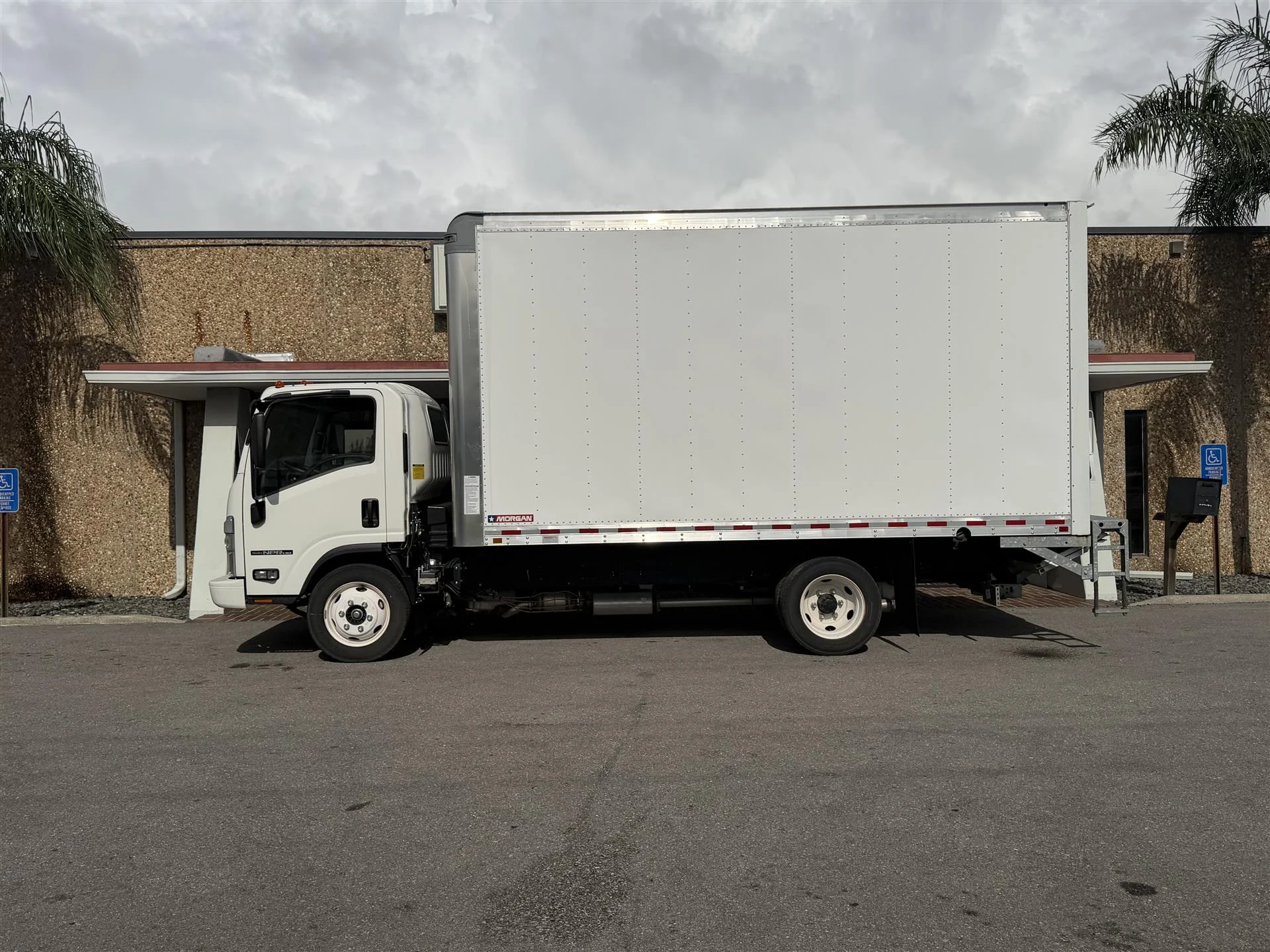 2024 Isuzu NPR in Fort Myers, FL — photo 3