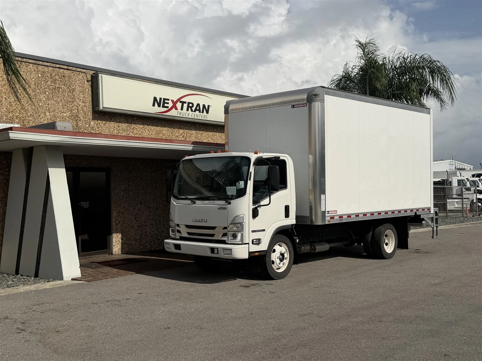 2024 Isuzu NPR in Fort Myers, FL — photo 2