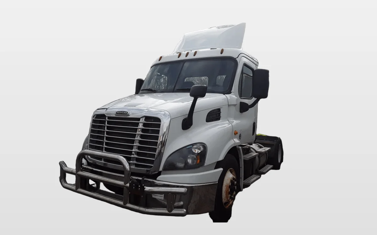 2017 Freightliner Cascadia - image 1